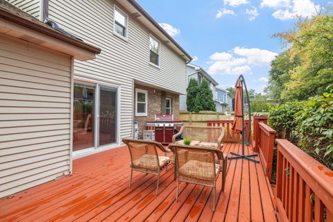 Tiny photo for 5820 Raintree Lane, Westmont, IL 60559 (MLS # 12489088)