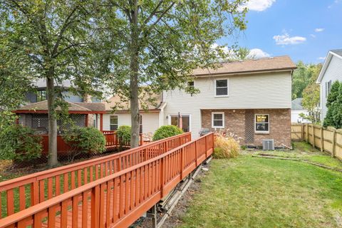 Tiny photo for 5820 Raintree Lane, Westmont, IL 60559 (MLS # 12489088)