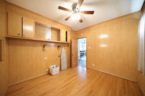 Tiny photo for 3104 N 76th Court, Elmwood Park, IL 60707 (MLS # 12560488)