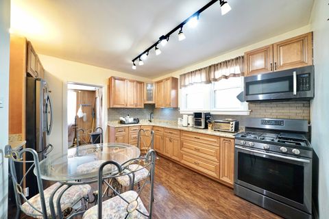Tiny photo for 3104 N 76th Court, Elmwood Park, IL 60707 (MLS # 12560488)