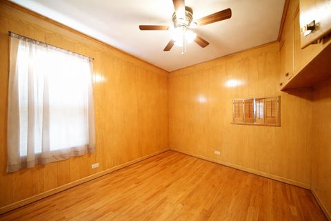 Tiny photo for 3104 N 76th Court, Elmwood Park, IL 60707 (MLS # 12560488)