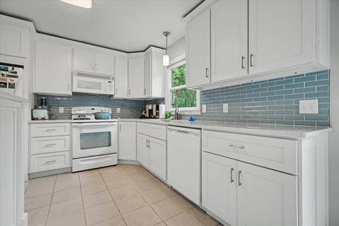Tiny photo for 528 Chester Avenue, Danville, IL 61832 (MLS # 12641030)