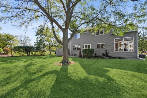 Tiny photo for 36077 N Bridlewood Avenue, Gurnee, IL 60031 (MLS # 12486814)