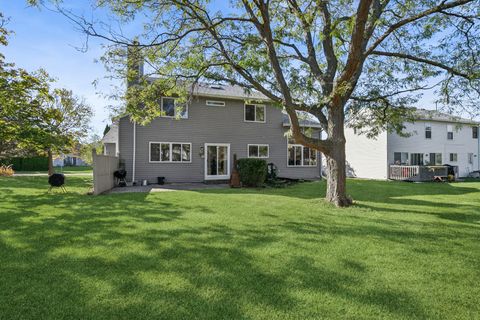 Tiny photo for 36077 N Bridlewood Avenue, Gurnee, IL 60031 (MLS # 12486814)