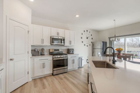 Tiny photo for 32062 Savannah Drive, Lakemoor, IL 60051 (MLS # 12614273)