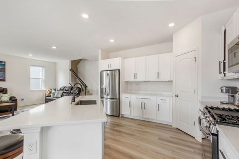 Tiny photo for 32062 Savannah Drive, Lakemoor, IL 60051 (MLS # 12614273)