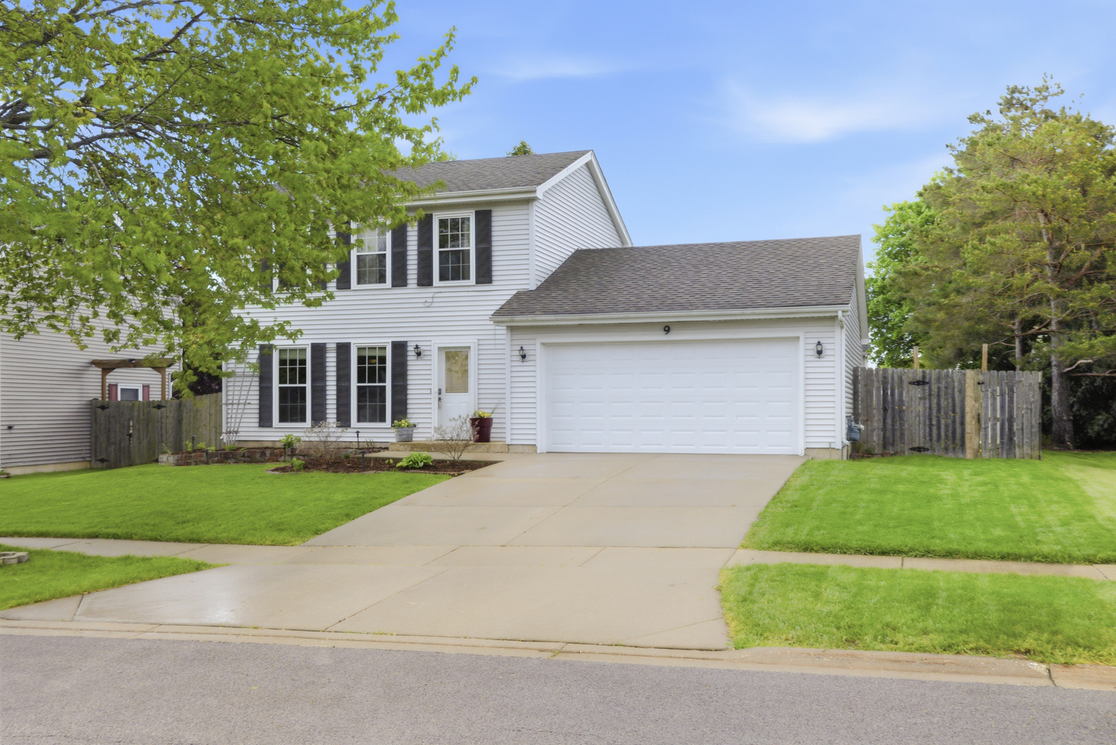 Properties 1 9 Chaucer Lane