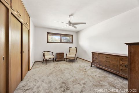 Tiny photo for 1927 Warrenville Road, Lisle, IL 60532 (MLS # 12485525)