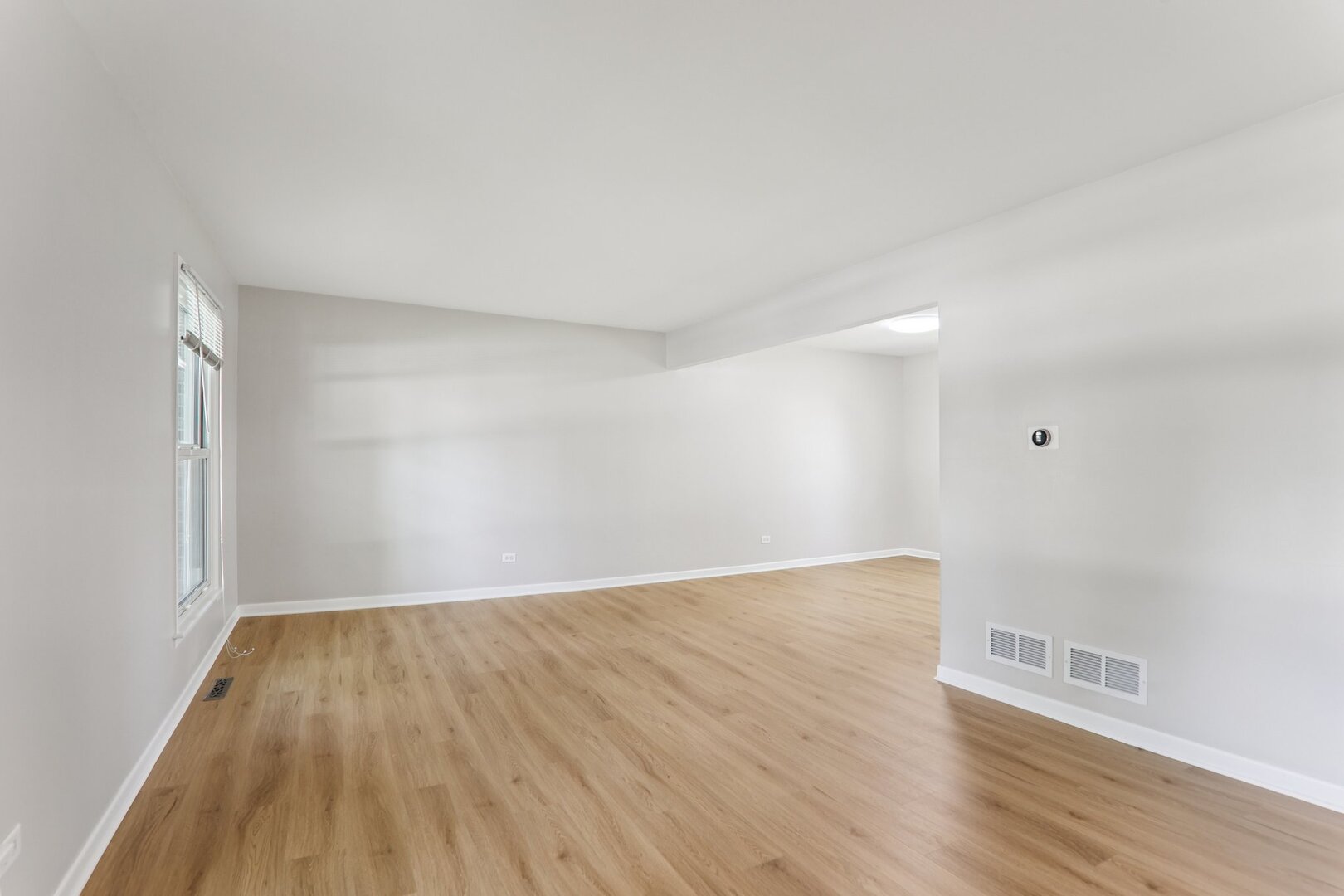 818 W Golf Road