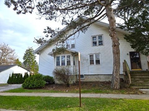 419 N Princeton Avenue Villa Park IL 60181