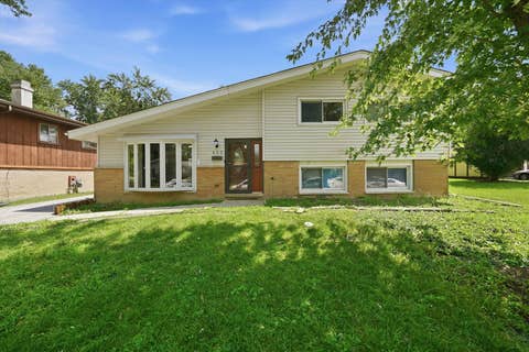 Photo of 403 Rutledge Street, Park Forest, IL 60466 (MLS # 12724654)