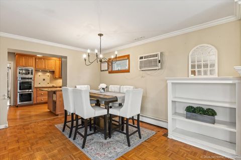 Tiny photo for 9837 S Hamilton Avenue, Chicago, IL 60643 (MLS # 12549302)