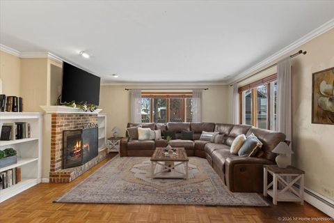 Tiny photo for 9837 S Hamilton Avenue, Chicago, IL 60643 (MLS # 12549302)