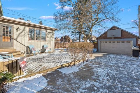 Tiny photo for 9837 S Hamilton Avenue, Chicago, IL 60643 (MLS # 12549302)