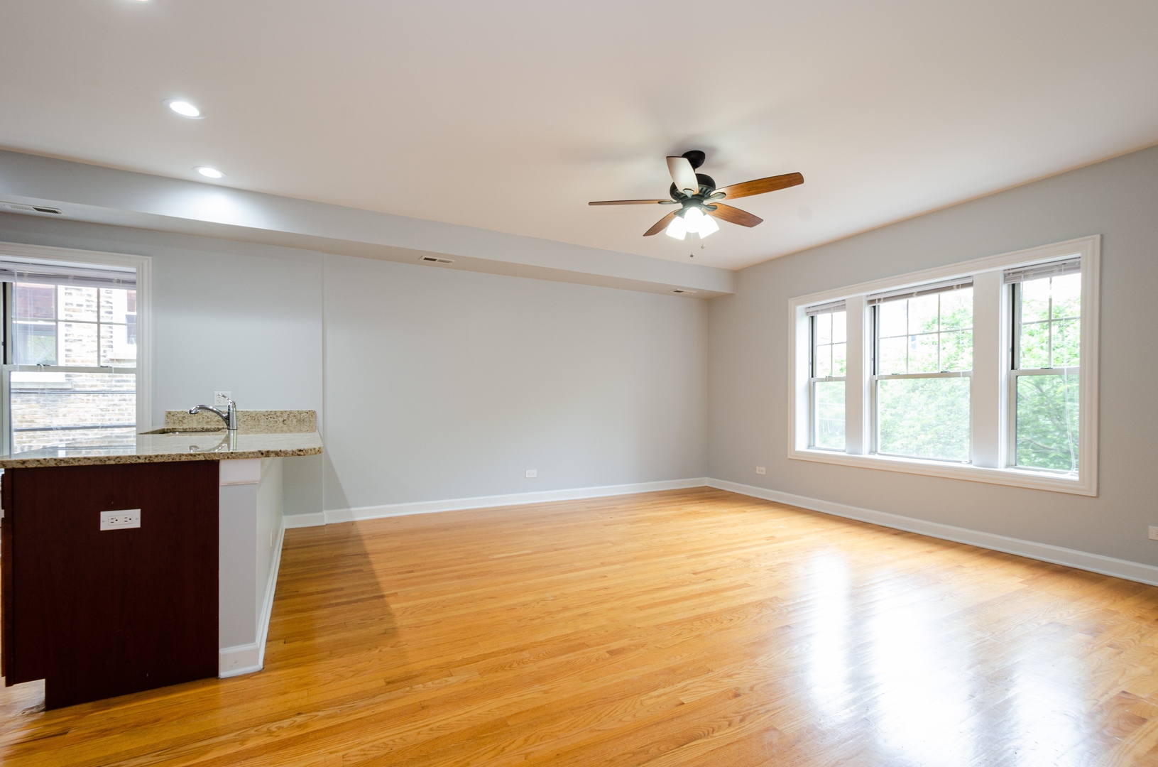 7357 N Ashland Boulevard 2