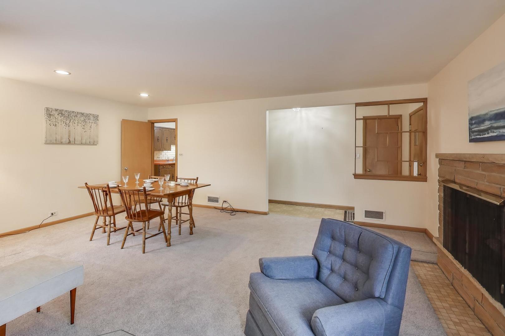 820 N Delphia Avenue