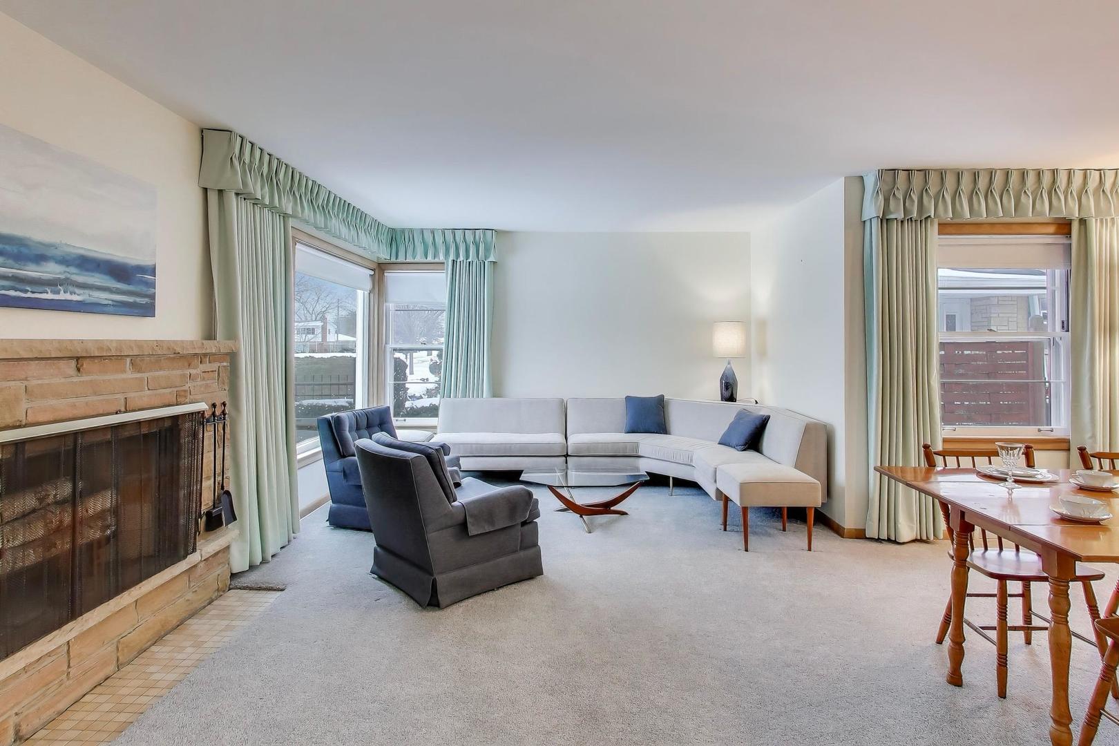 820 N Delphia Avenue