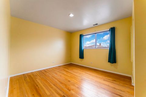 Tiny photo for 7632 W Lawrence Avenue #1A, Harwood Heights, IL 60706 (MLS # 12590660)