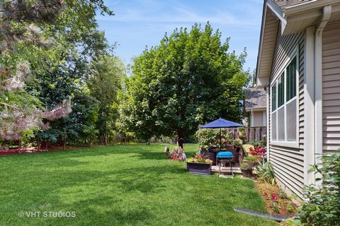 Tiny photo for 301 W Eagle Court, Waukegan, IL 60087 (MLS # 12395778)