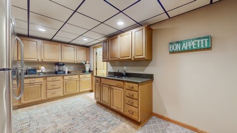 Tiny photo for 301 W Eagle Court, Waukegan, IL 60087 (MLS # 12395778)