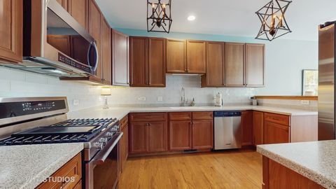 Tiny photo for 301 W Eagle Court, Waukegan, IL 60087 (MLS # 12395778)