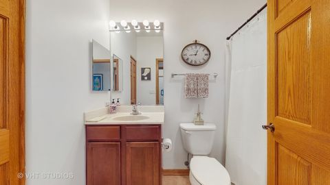 Tiny photo for 301 W Eagle Court, Waukegan, IL 60087 (MLS # 12395778)