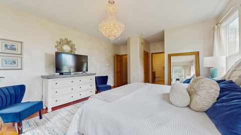 Tiny photo for 301 W Eagle Court, Waukegan, IL 60087 (MLS # 12395778)