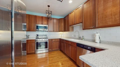 Tiny photo for 301 W Eagle Court, Waukegan, IL 60087 (MLS # 12395778)