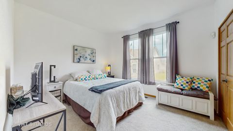 Tiny photo for 301 W Eagle Court, Waukegan, IL 60087 (MLS # 12395778)