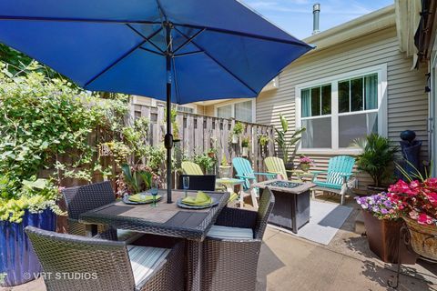 Tiny photo for 301 W Eagle Court, Waukegan, IL 60087 (MLS # 12395778)