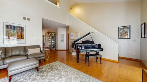 Tiny photo for 301 W Eagle Court, Waukegan, IL 60087 (MLS # 12395778)