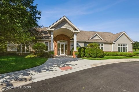 Tiny photo for 301 W Eagle Court, Waukegan, IL 60087 (MLS # 12395778)
