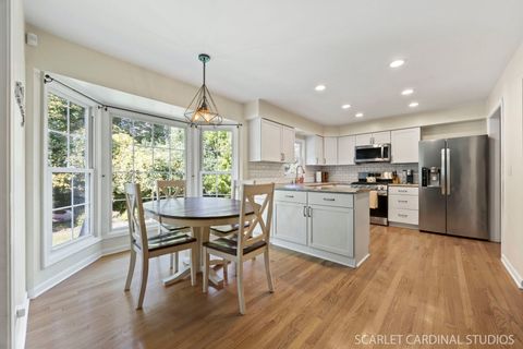 Tiny photo for 25W773 Sunnyridge Court, Wheaton, IL 60189 (MLS # 12490862)