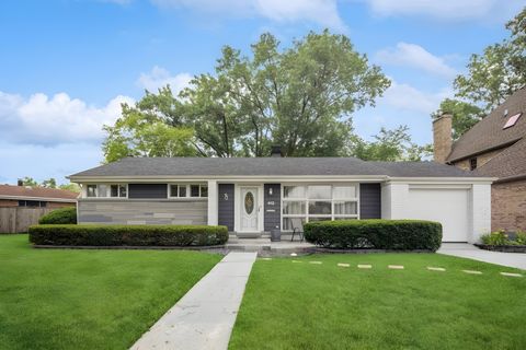 412 N Ridgeland Avenue Elmhurst IL 60126