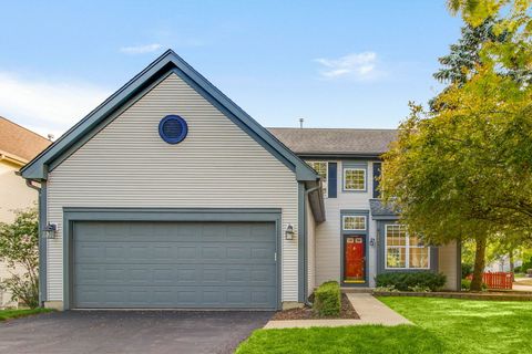 Photo of 6141 Crossland Boulevard, Gurnee, IL 60031 (MLS # 12485334)
