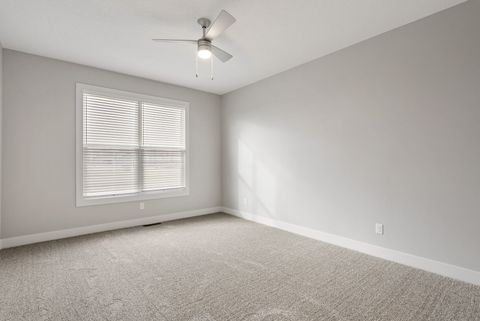 Tiny photo for 4 FRANK Court, Le Claire, IA 52753 (MLS # 12550232)