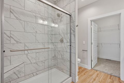 Tiny photo for 4 FRANK Court, Le Claire, IA 52753 (MLS # 12550232)