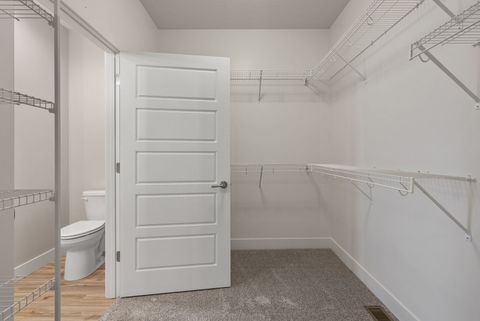 Tiny photo for 4 FRANK Court, Le Claire, IA 52753 (MLS # 12550232)