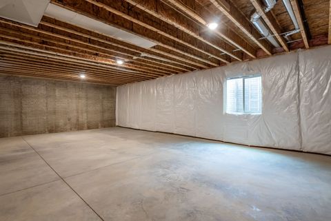 Tiny photo for 4 FRANK Court, Le Claire, IA 52753 (MLS # 12550232)