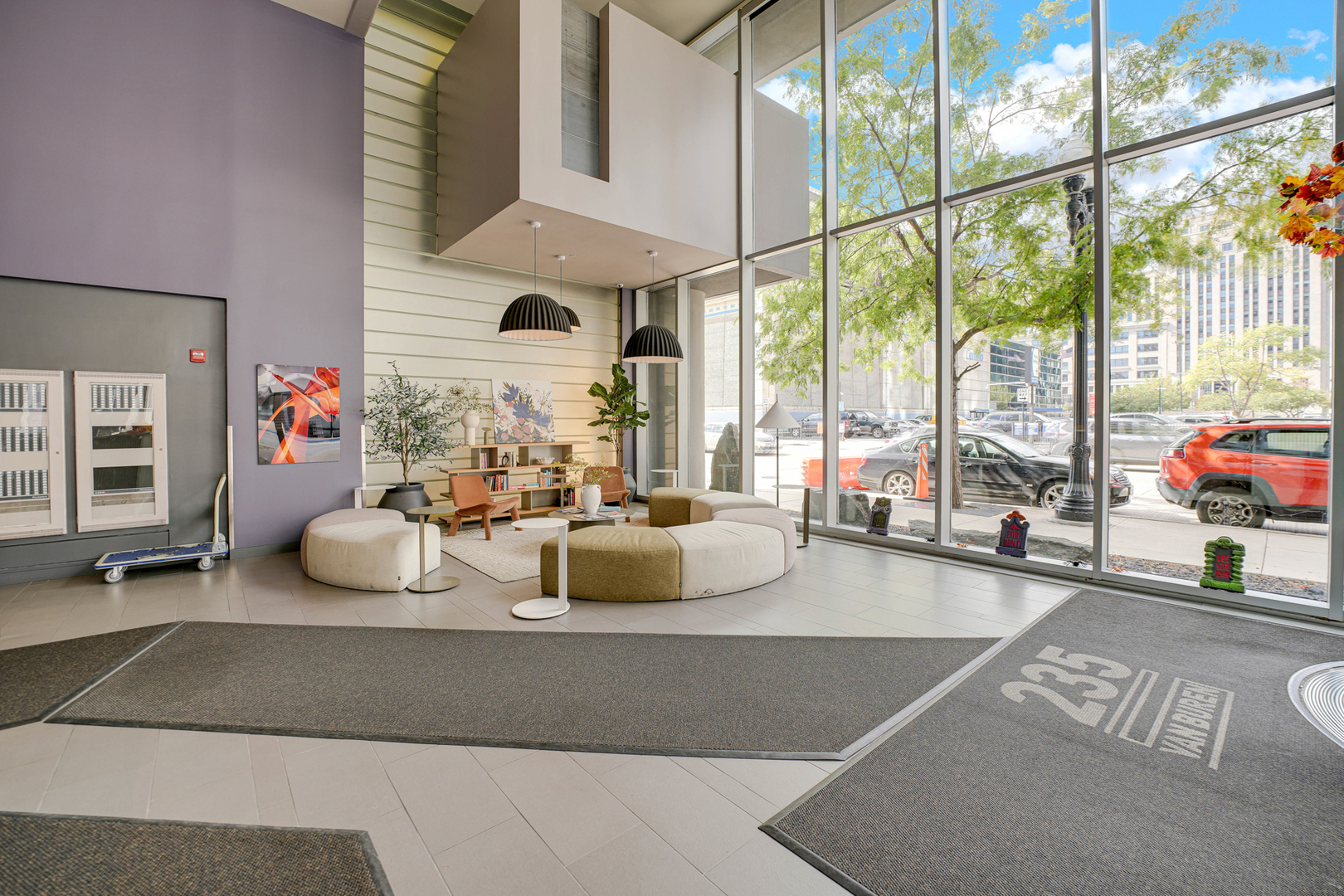 235 W VAN BUREN Street 2721