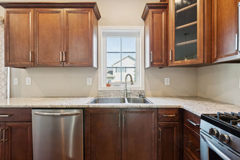 Tiny photo for 345 S Calkey Street, Diamond, IL 60416 (MLS # 12453384)