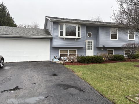 34107 N Fairfield Road Round Lake IL 60073