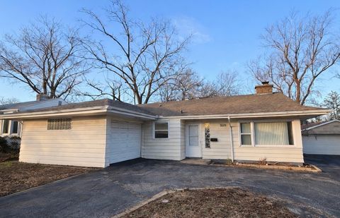 Photo of 1828 183rd Street, Homewood, IL 60430 (MLS # 12589191)