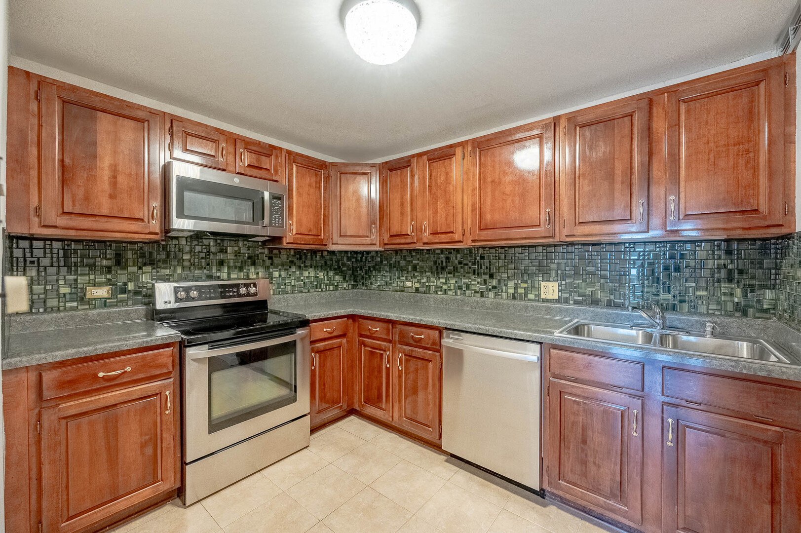 1415 N Dearborn Street 25D