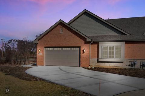 Tiny photo for 20336 Mackinac Point Drive, Frankfort, IL 60423 (MLS # 12592825)