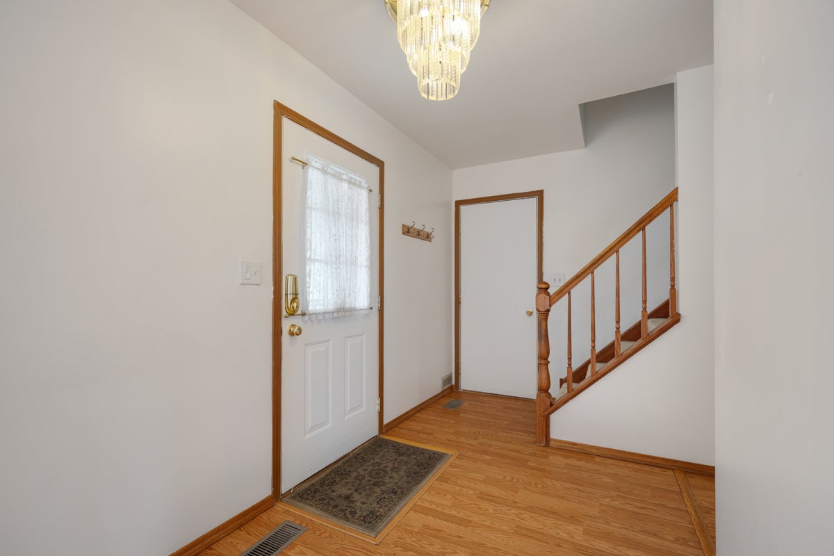 1127 Ashbrook Drive