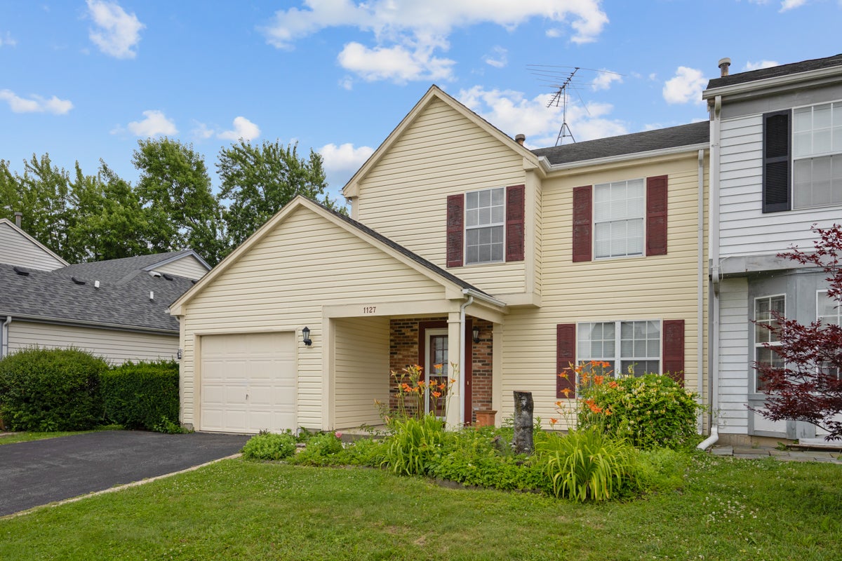 1127 Ashbrook Drive