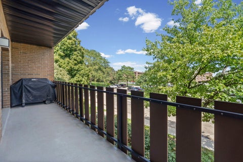 Tiny photo for 1795 Lake Cook Road #110, Highland Park, IL 60035 (MLS # 12729689)