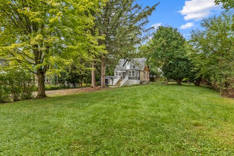 Tiny photo for 148 Wildwood Road, Algonquin, IL 60102 (MLS # 12463254)