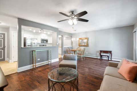 Tiny photo for 4133 Saratoga Avenue #B-220, Downers Grove, IL 60515 (MLS # 12453914)